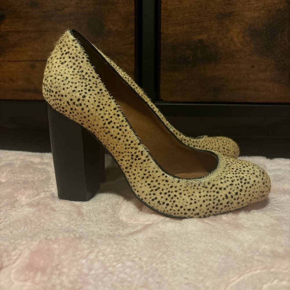 Juicy Couture Leopard Print Heels